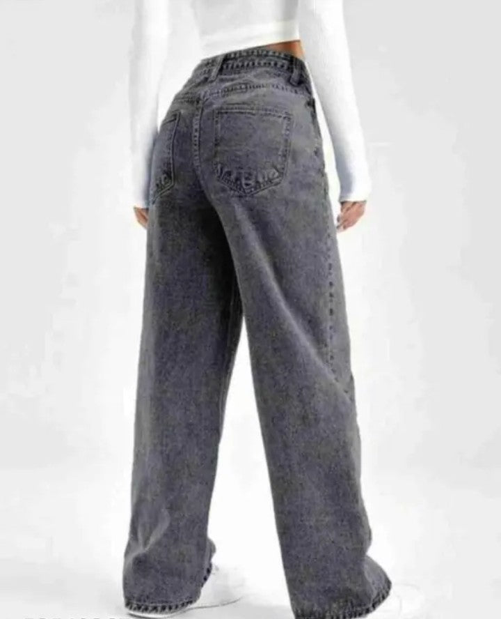 Women’s STRAIGHT FIT BLAST WASH JEANS FOR WOMEN