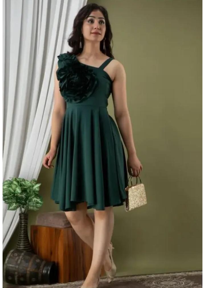 Elegant One-Shoulder Green Party Dress with Floral Detailing