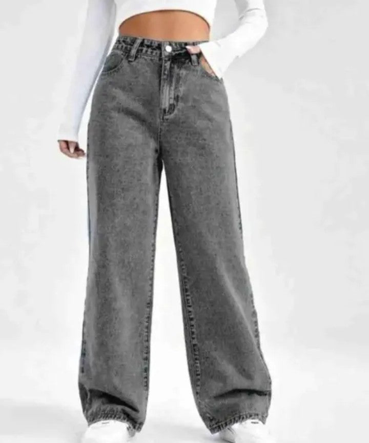 Women’s STRAIGHT FIT BLAST WASH JEANS FOR WOMEN